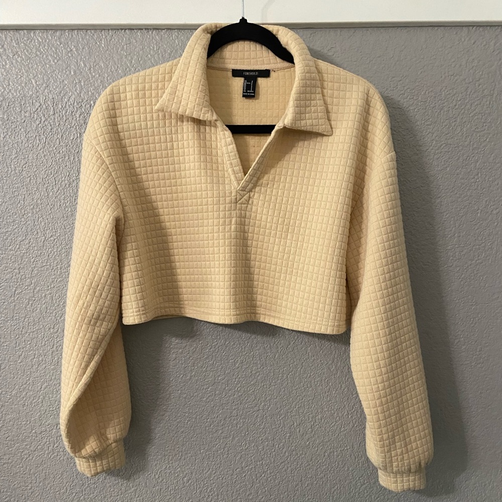 Forever 21 golden cropped long sleeve top